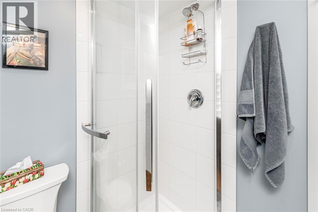 48 DIANA Avenue - 33