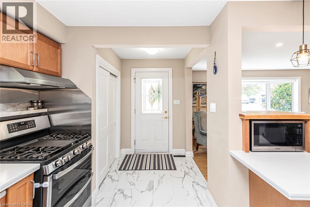 48 DIANA Avenue - 5