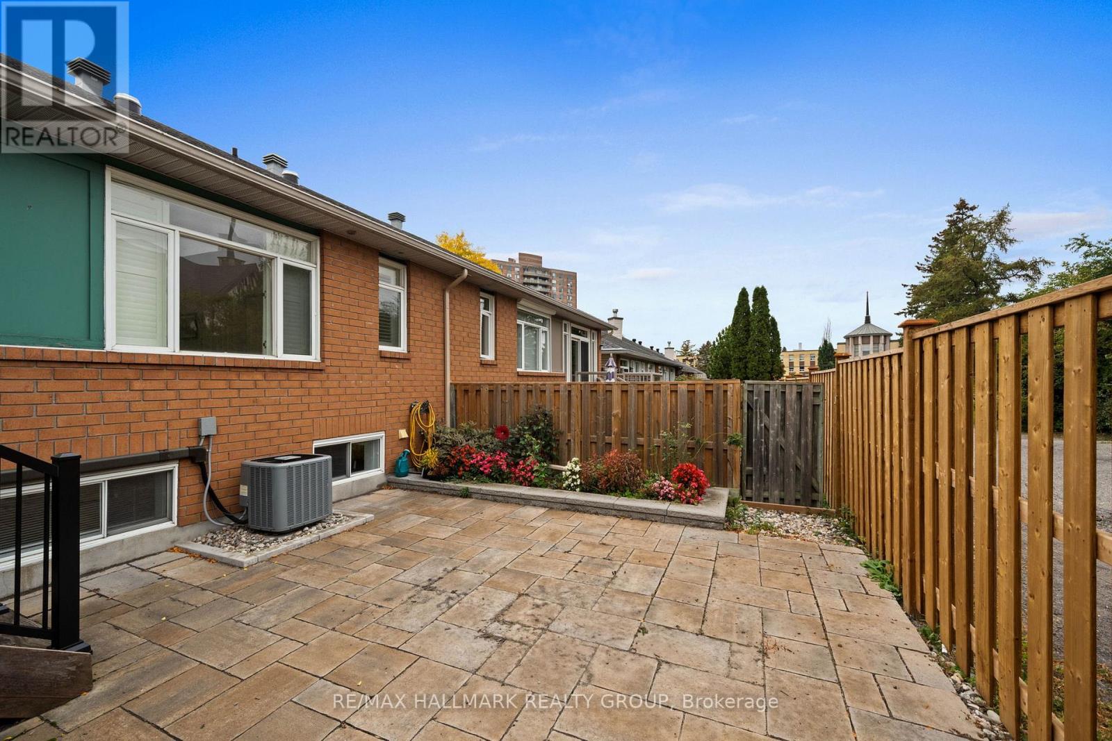 #19 1240 KILBORN PLACE - Image 38