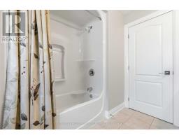 Kitchen - 83 Blackshire Circle, Ottawa, ON K2J5M3 Photo 18