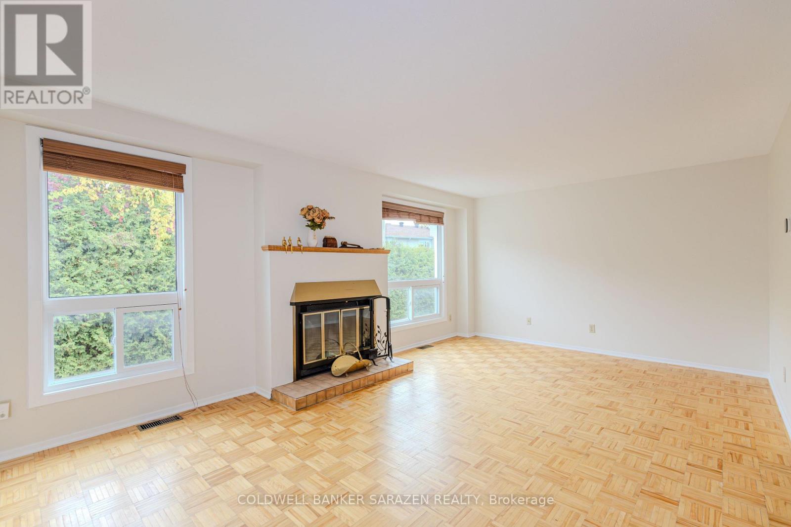 #E 6 MILLRISE LANE - 24