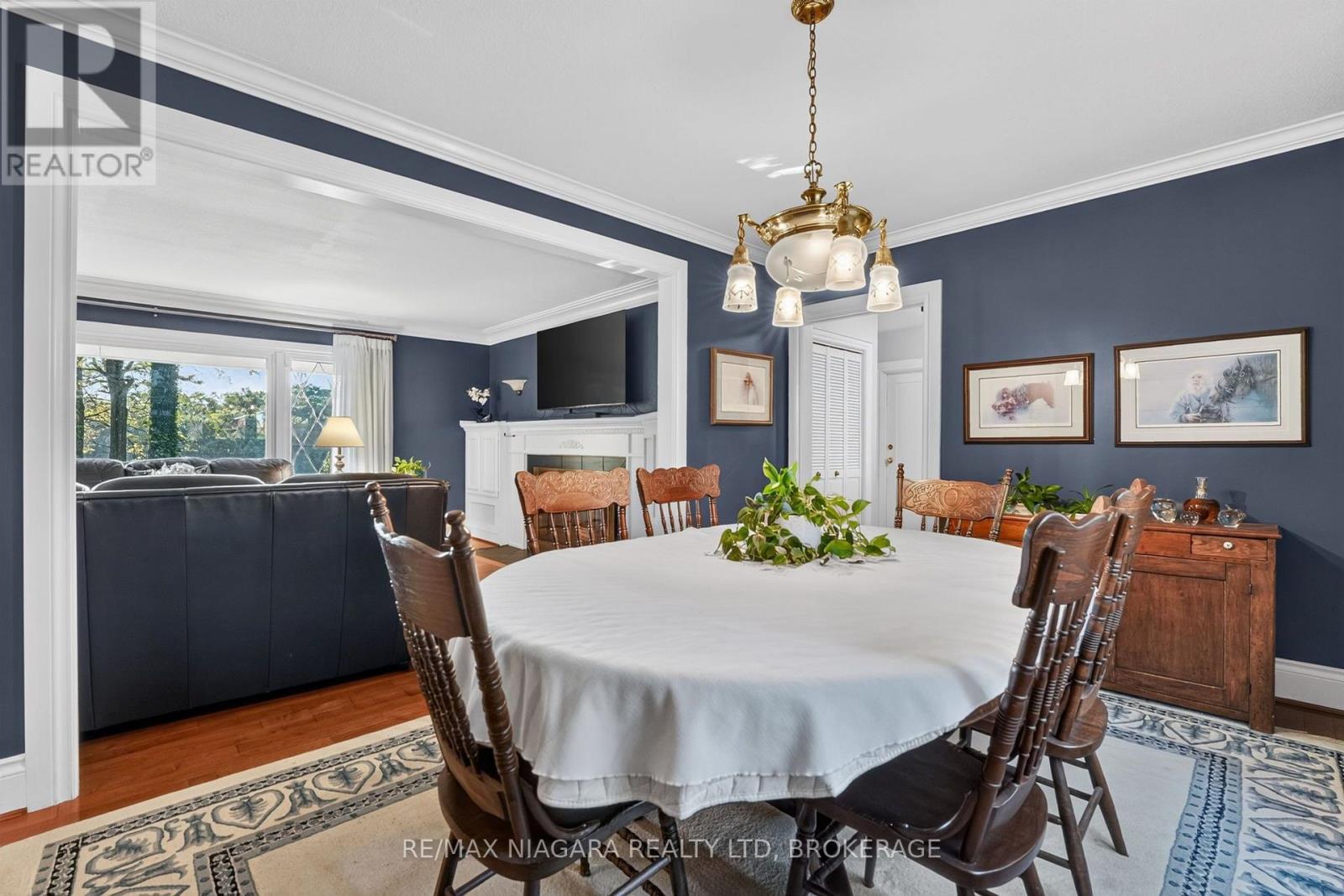 1577 GREGORY ROAD - 24