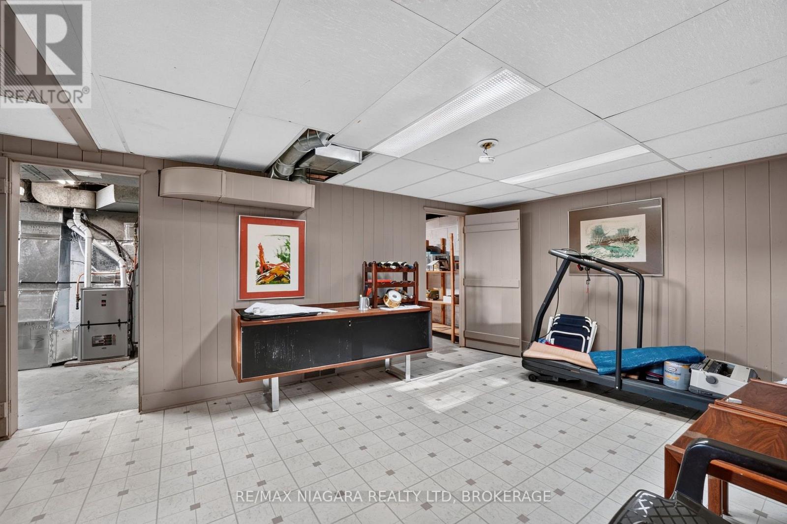 1577 GREGORY ROAD - Image 37
