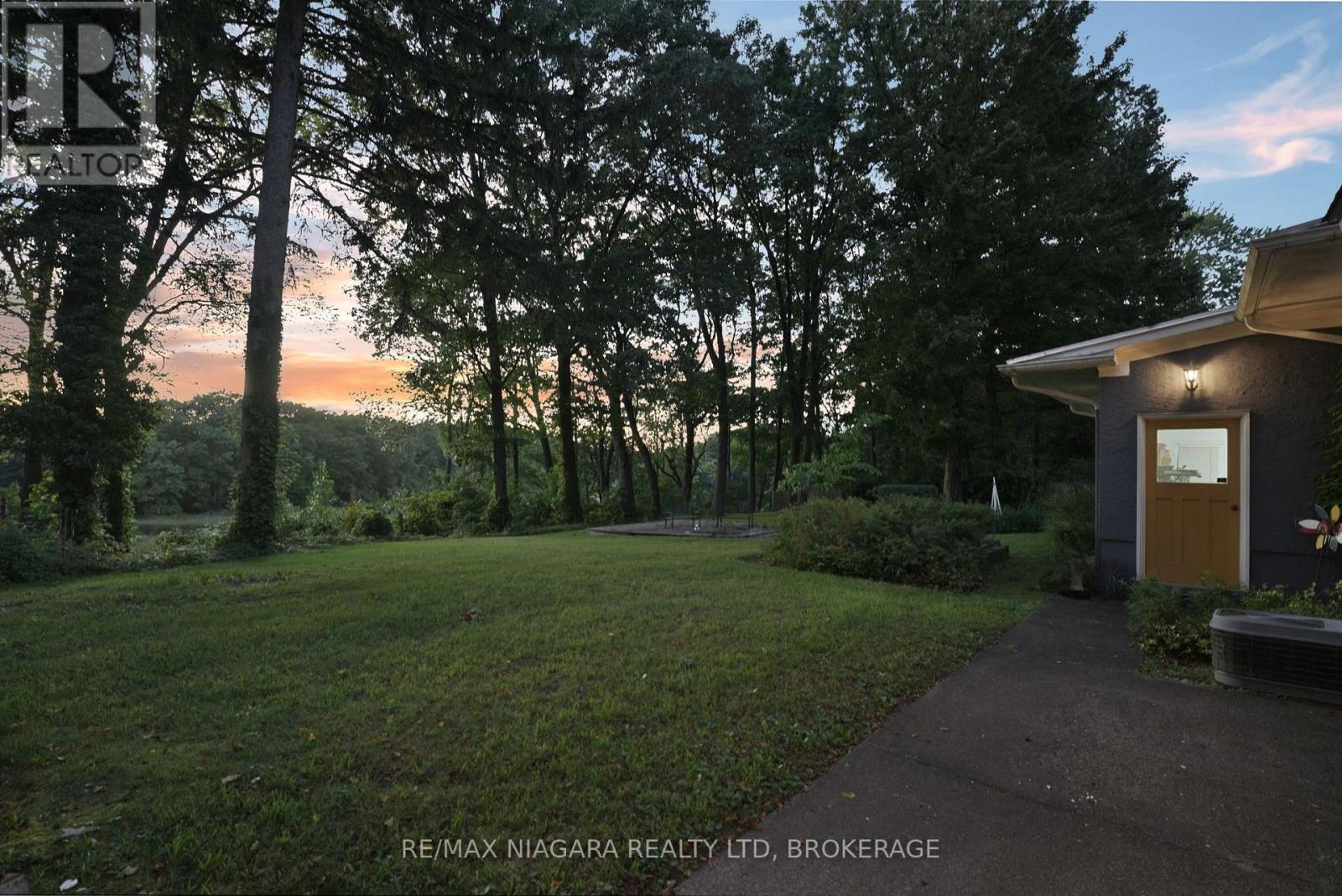 1577 GREGORY ROAD - 50