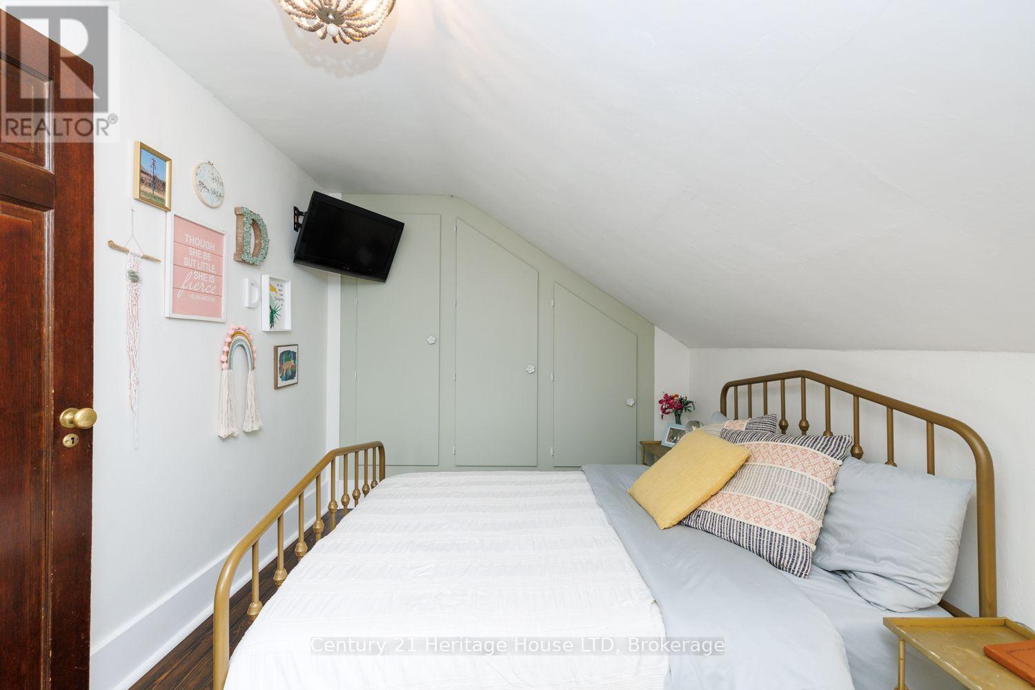 3426 KING STREET - 28