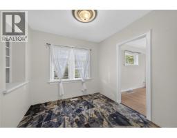 Bathroom - 3219 Rutledge St, Saanich, BC V8X1N6 Photo 13