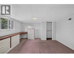 3219 Rutledge St, Saanich, BC V8X1N6 Photo 21
