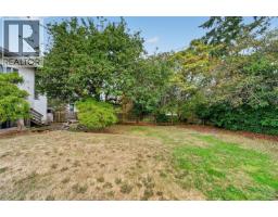3219 Rutledge St, Saanich, BC V8X1N6 Photo 28