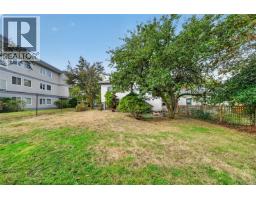 3219 Rutledge St, Saanich, BC V8X1N6 Photo 29