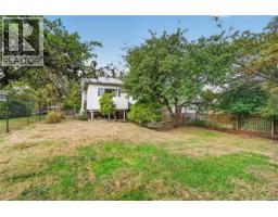 3219 Rutledge St, Saanich, BC V8X1N6 Photo 30