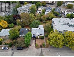 3219 Rutledge St, Saanich, BC V8X1N6 Photo 37