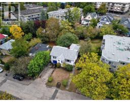 3219 Rutledge St, Saanich, BC V8X1N6 Photo 38