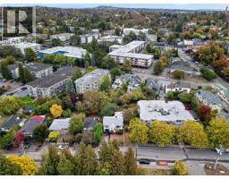 3219 Rutledge St, Saanich, BC V8X1N6 Photo 39