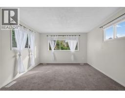 Kitchen - 3219 Rutledge St, Saanich, BC V8X1N6 Photo 7