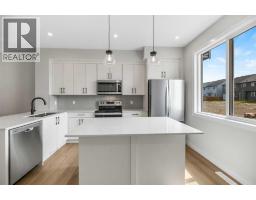 17 Savanna Place NE - photo 1