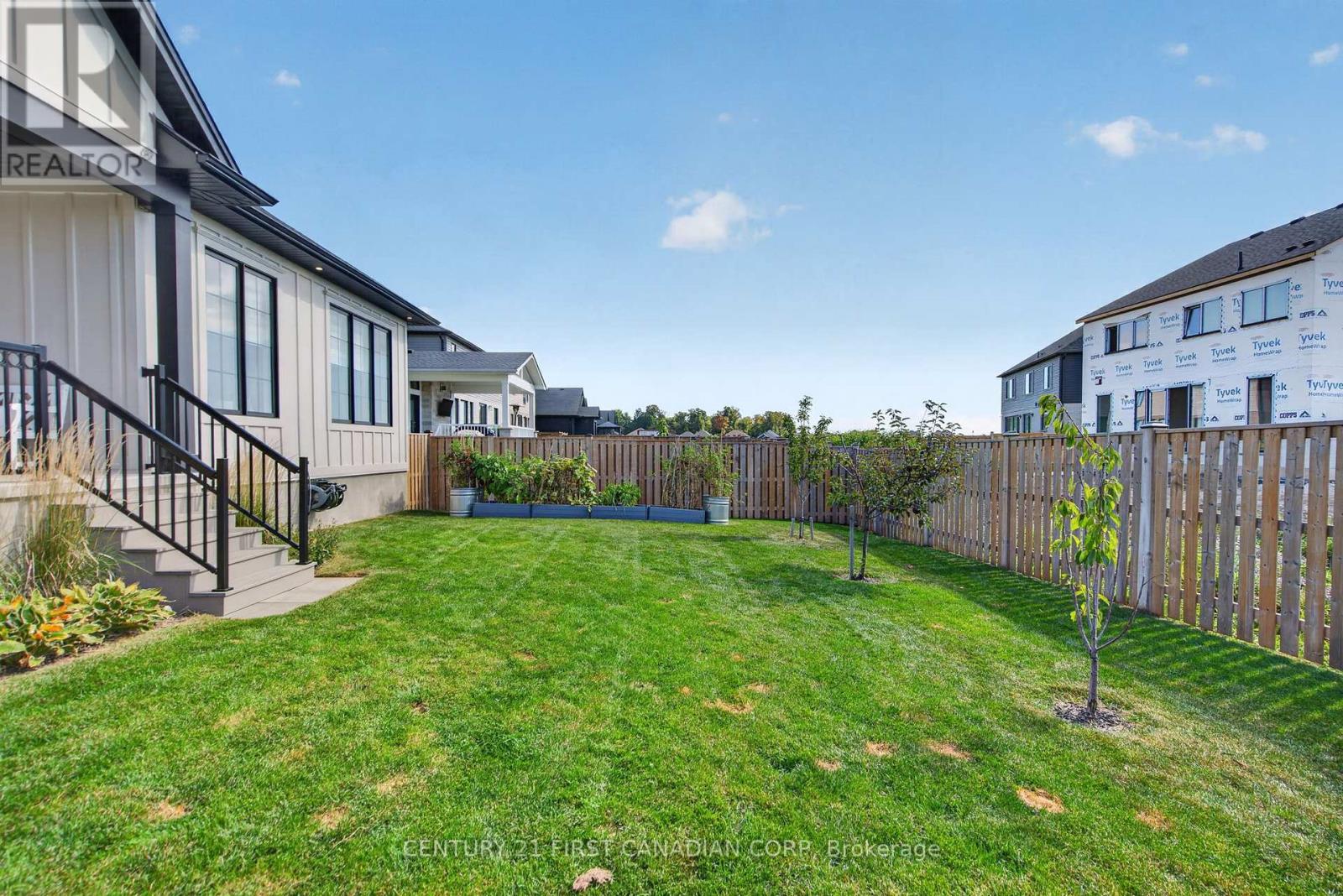 53 WAYSIDE LANE - 34