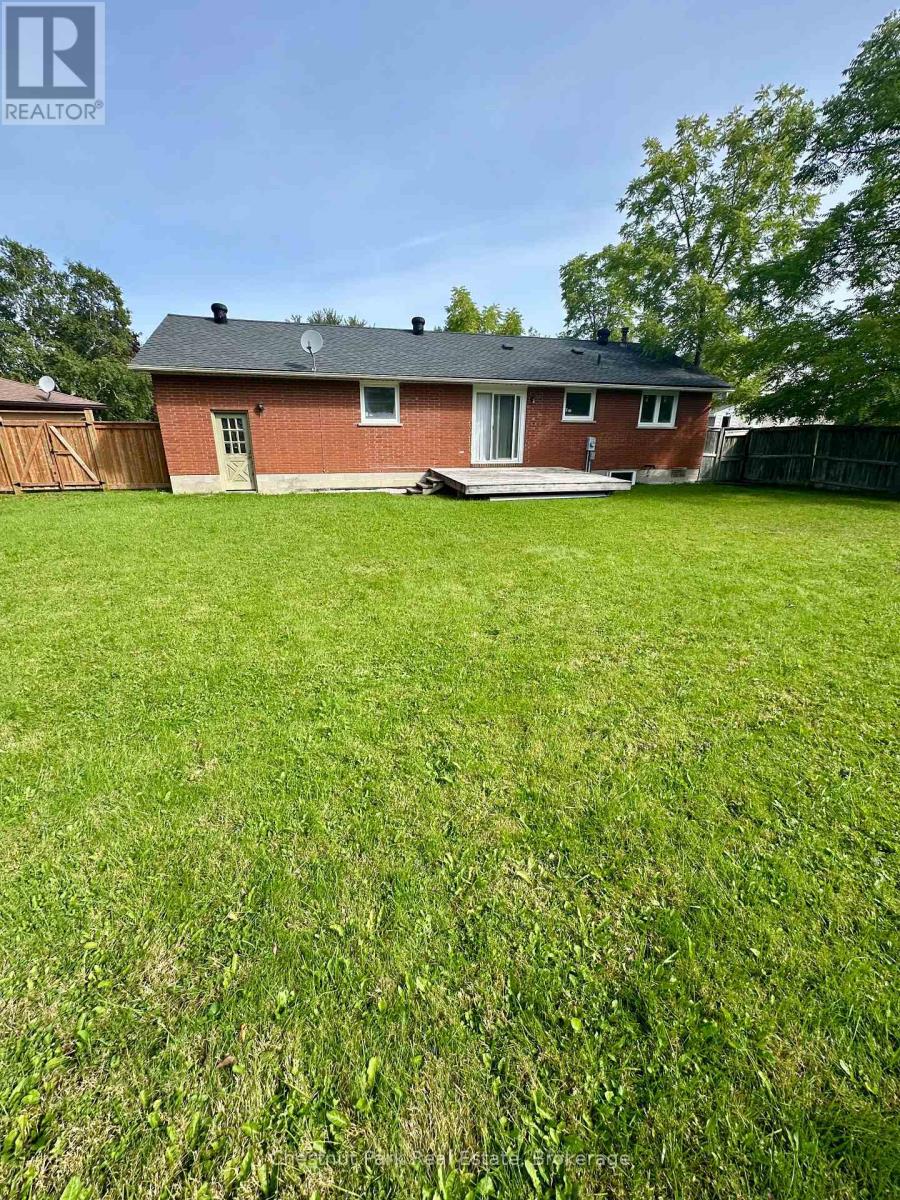 14 BROCK CRESCENT - 22
