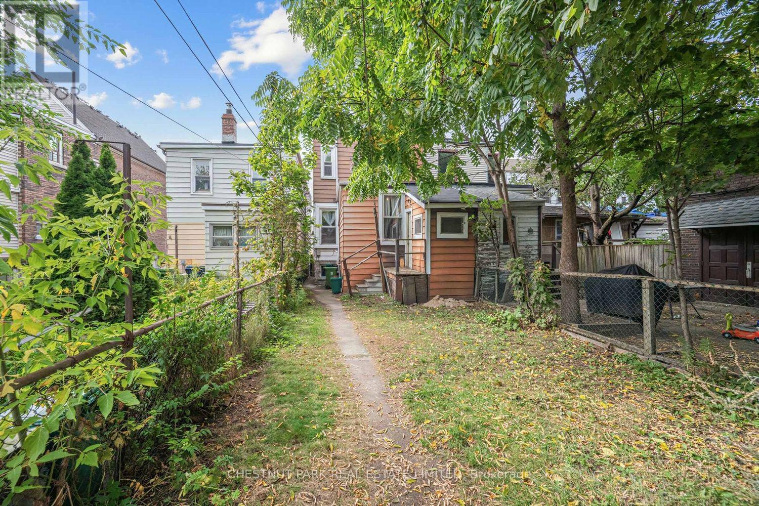 291 St Helen's Avenue, Toronto, ON photo 16
