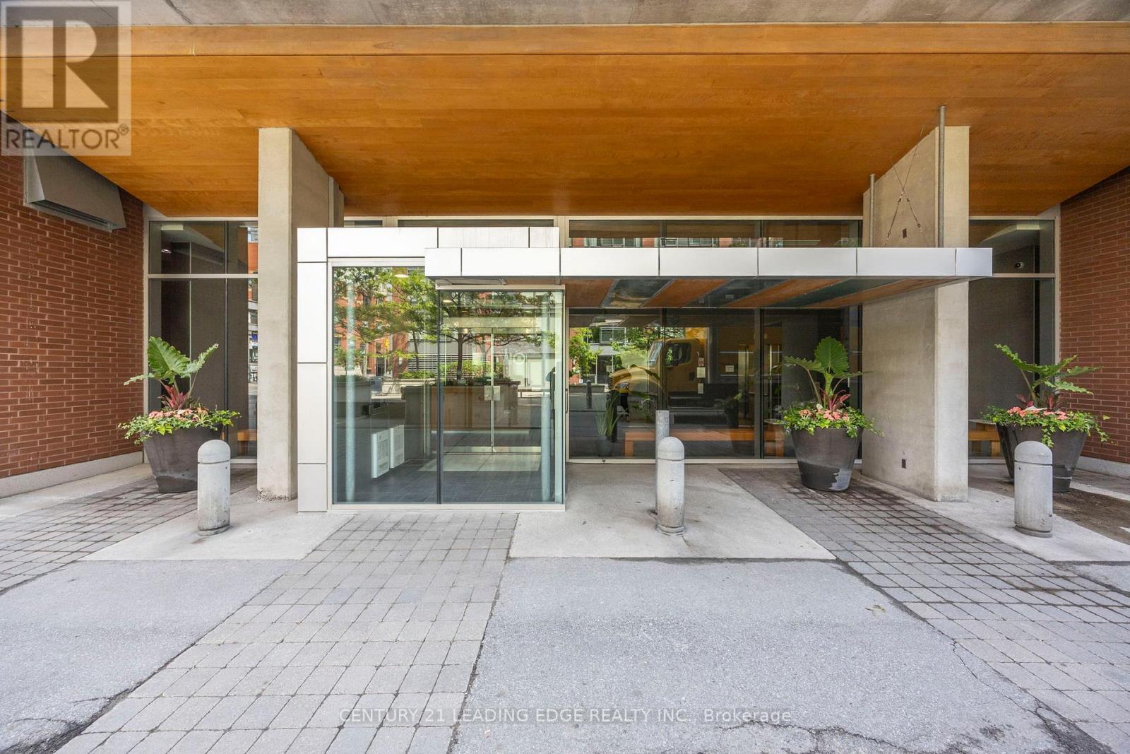 333 Adelaide Street East — photo 35