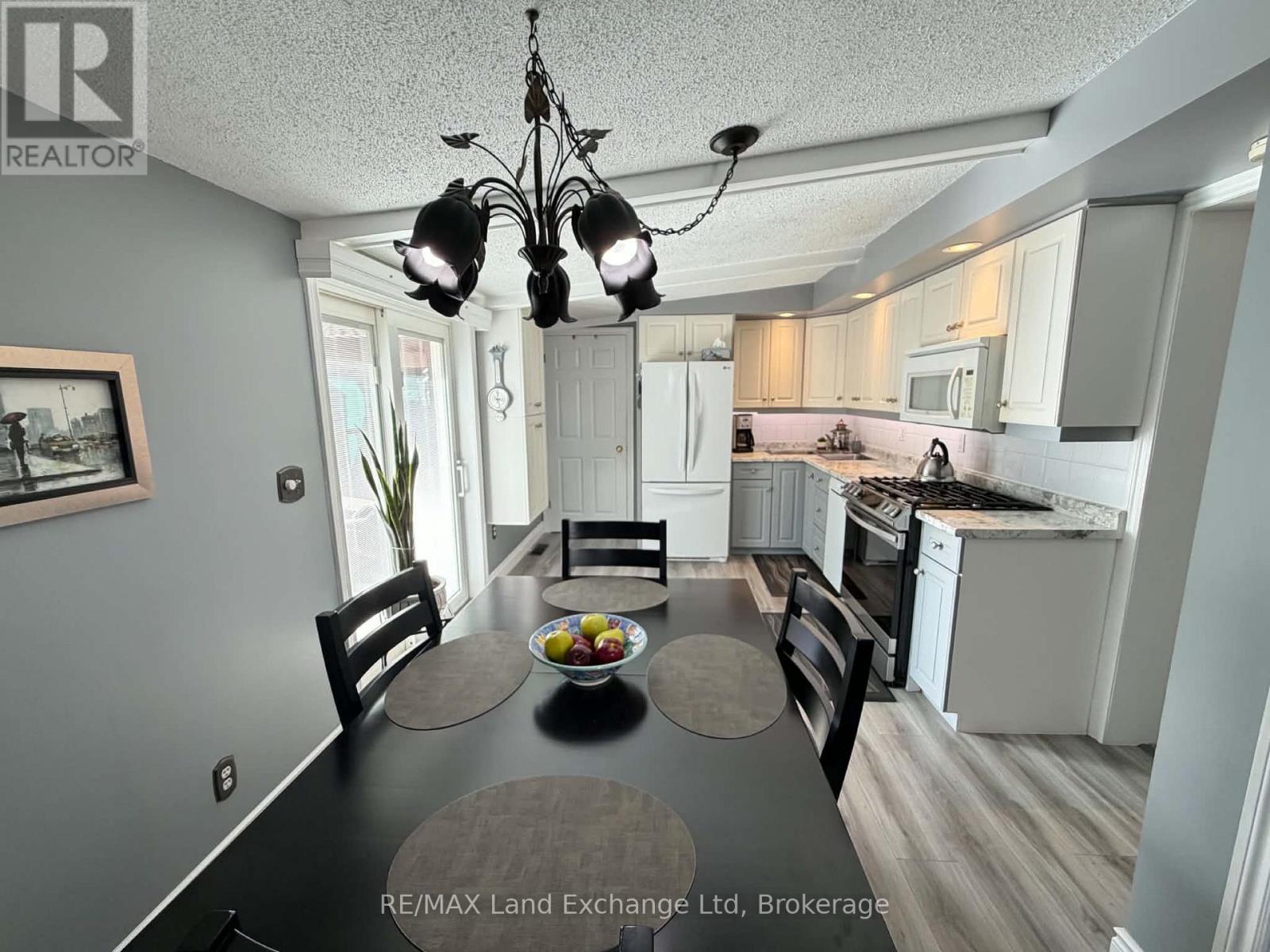 118 VICTORIA STREET E - Image 7