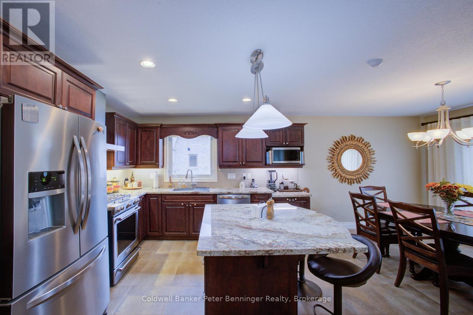395 3RD STREET S - Image 12
