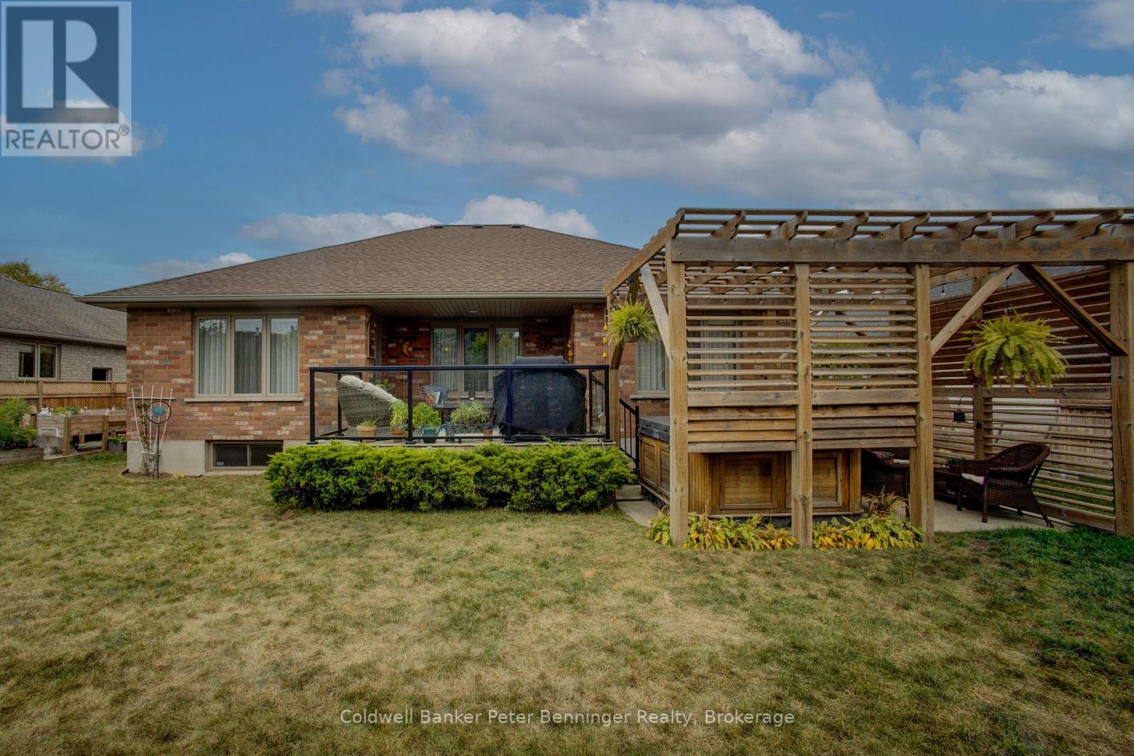 395 3RD STREET S - 37