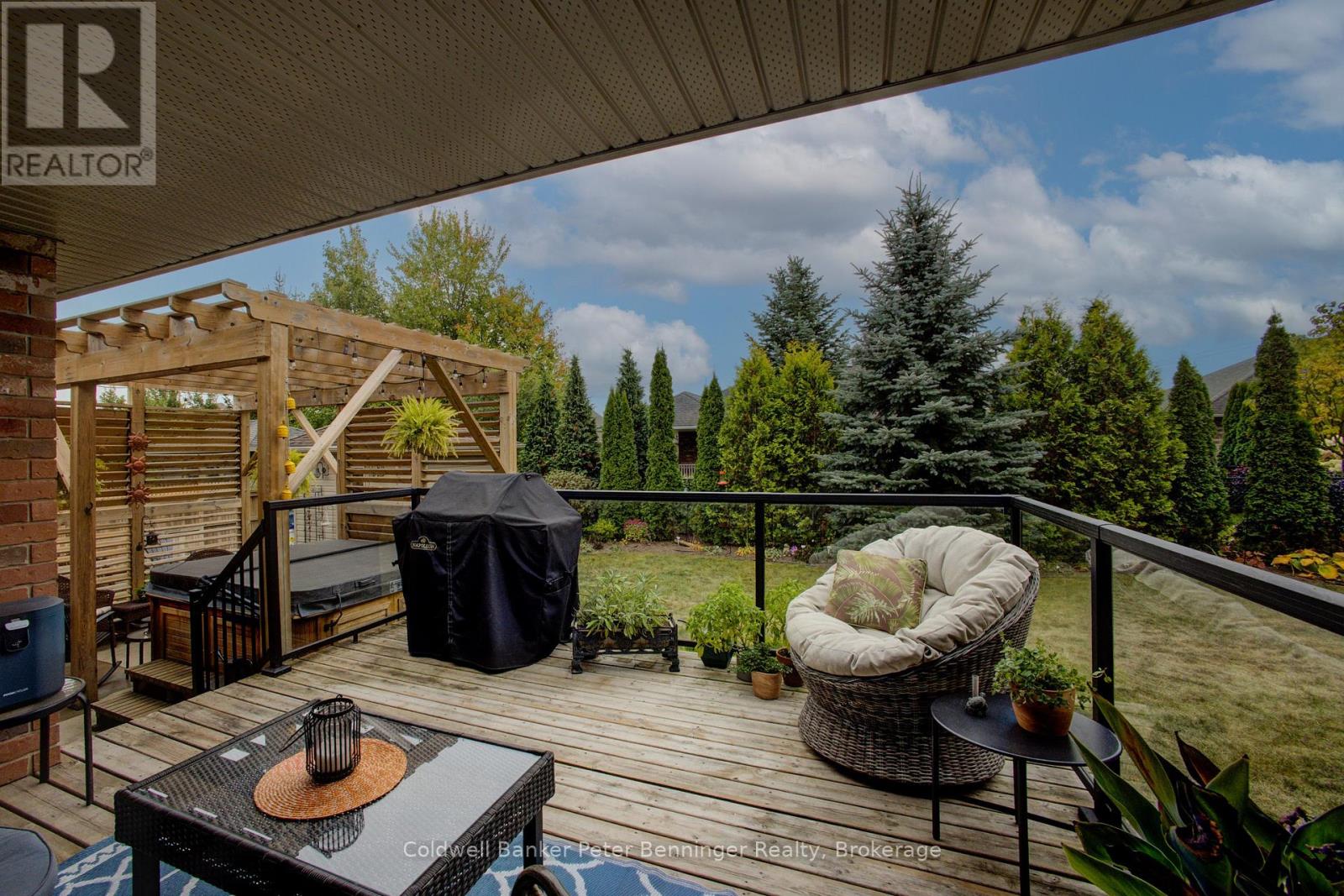 395 3RD STREET S - 44