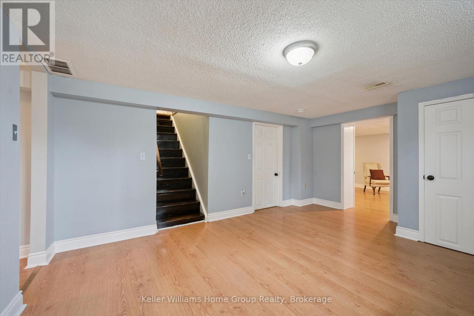 370 GORDON STREET - 24