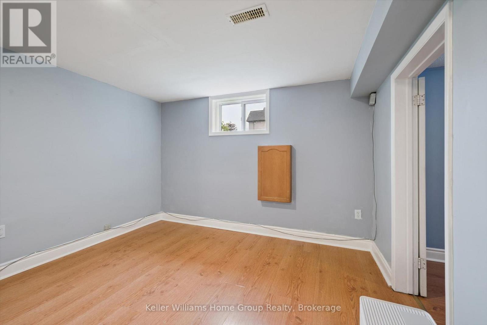 370 GORDON STREET - 29