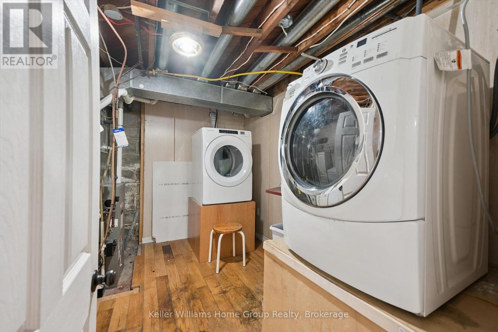 370 GORDON STREET - 34