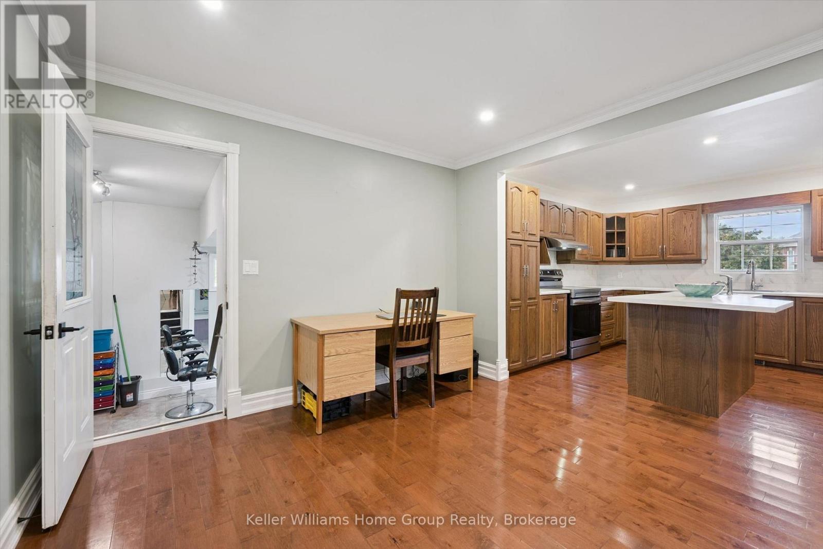 370 GORDON STREET - 35