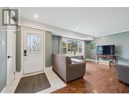 Living room - 370 Gordon Street, Centre Wellington, ON N1M2W3 Photo 6