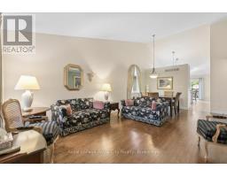 Bedroom 2 - 18 Mullin Drive, Guelph, ON N1E1B5 Photo 11