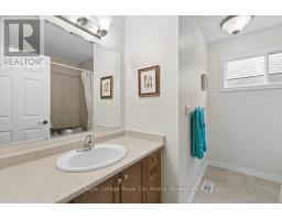 18 Mullin Drive, Guelph, ON N1E1B5 Photo 21