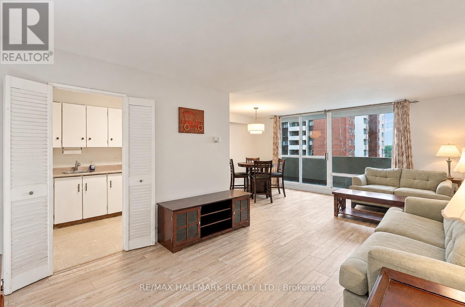 1419- 1 Massey Square, Toronto, ON photo 8
