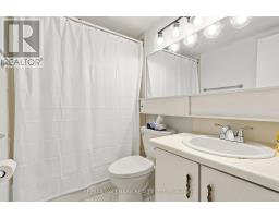 1419 - 1 Massey Square, Toronto, ON M4C5L4 Photo 11