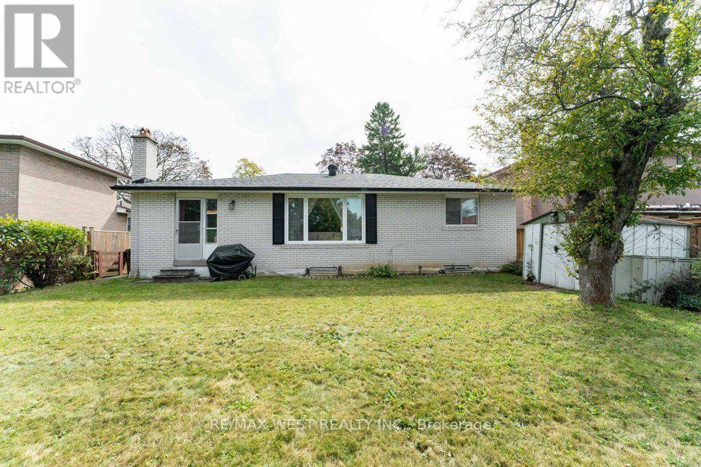 38 ALBACORE CRESCENT - 24