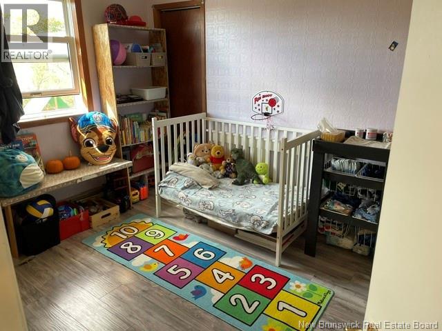 18 Partellow Street - 12