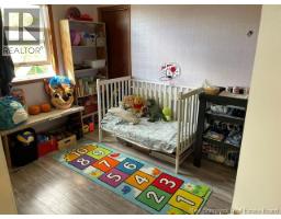 18 Partellow Street, photo 12