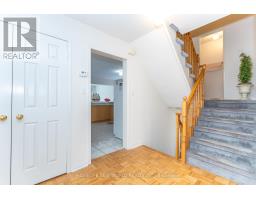 12 Touchstone Drive, Toronto, ON M6M5L2 Photo 12