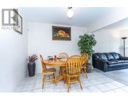 12 Touchstone Drive, Toronto, ON M6M5L2 Photo 19