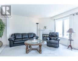 12 Touchstone Drive, Toronto, ON M6M5L2 Photo 21