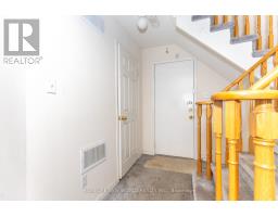 12 Touchstone Drive, Toronto, ON M6M5L2 Photo 43
