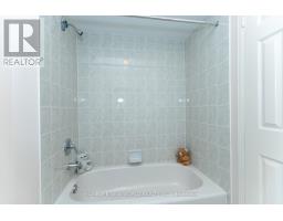 12 Touchstone Drive, Toronto, ON M6M5L2 Photo 38