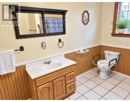 Kitchen - 4578 Highway 7, Liscomb, NS B0J2A0 Photo 9
