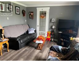 39 Shaheen Crescent thumbnail 8