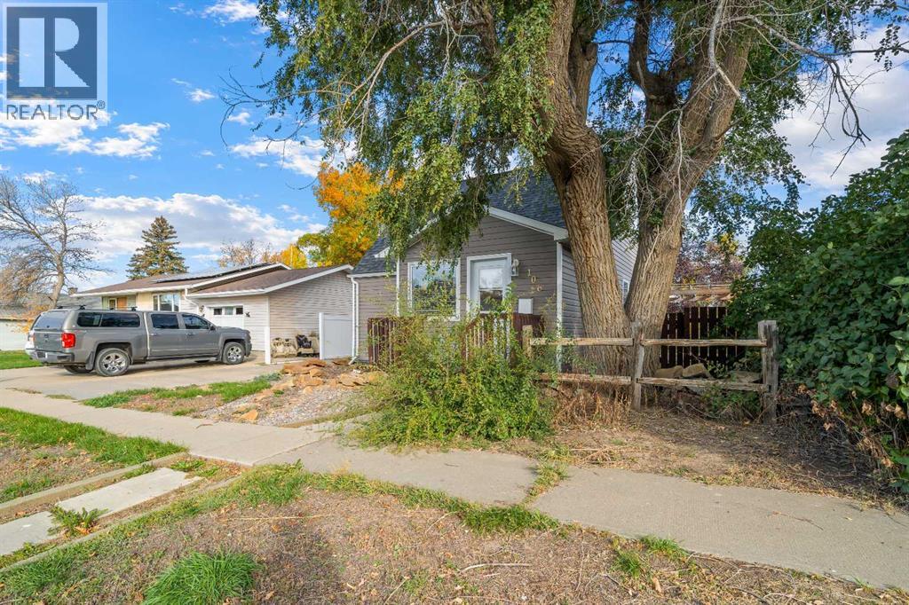 106 8 Avenue W - Image 3