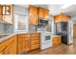 106 8 Avenue W, Bow Island, AB T0K0G0 Photo 9