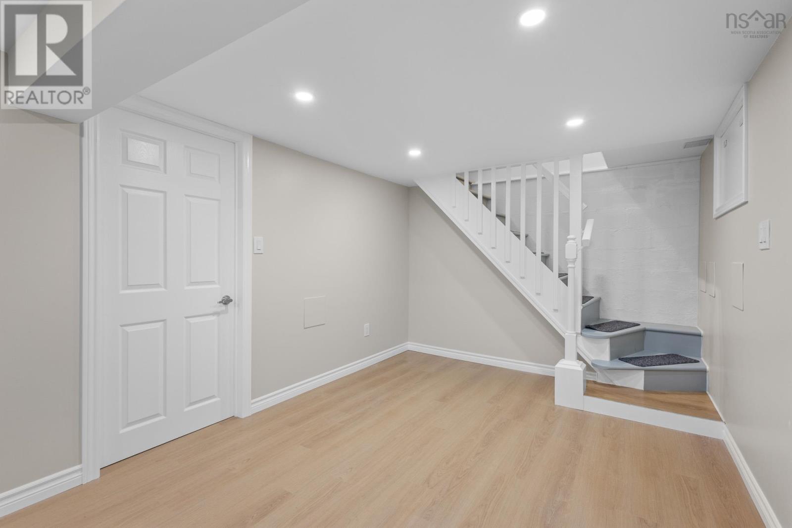 46 Adelaide Avenue - 23