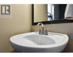 3084 Langford Lake Rd, Langford, BC V9B0L9 Photo 19